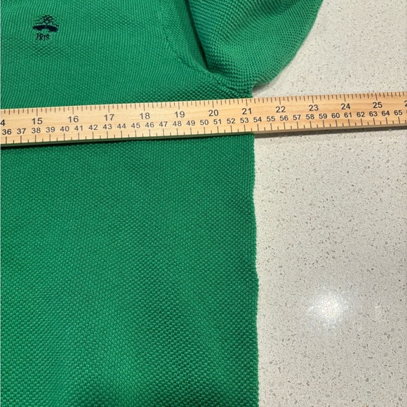 Brooks Brothers | Vibrant Green V Neck Sweater - Picture 5 of 8